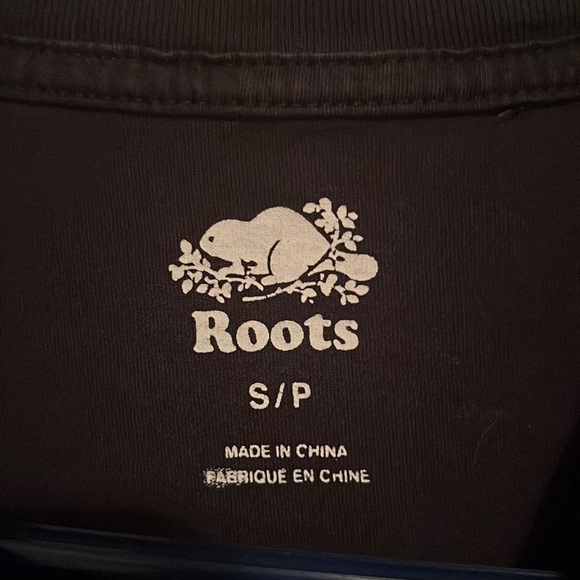 Roots men’s small t shirt - Picture 2 of 3